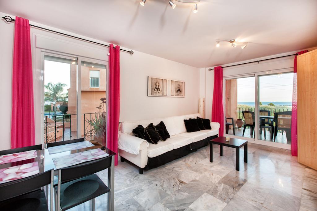 2035-Lovely 1 bedrooms sea view apartment Manilva Buitenkant foto